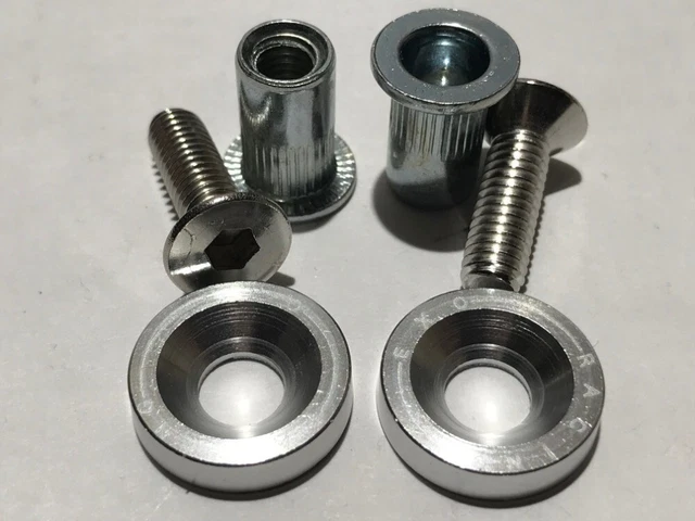 For Ford Fiesta ST150 (2002-2008) 1x Rear Brake Caliper Guide