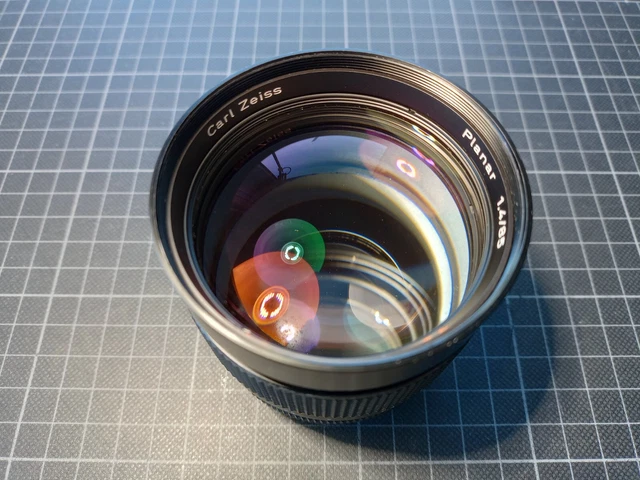 Contax Carl Zeiss Planar 85mm f/1.4, C/Y lens, Yashica, 1,4 2