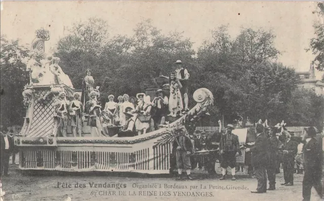 Fete des Vendanges Organisée à Bordeaux par la Petite Gironde 80035