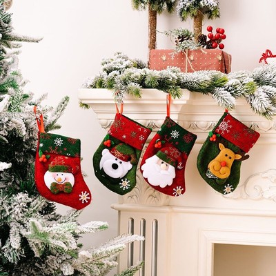 Decorazione di Natale Calze Grandi da Appendere Sacchetto Regalo per Decorazioni per L'Albero di Natale Calze di Natale Rosse E Verdi Qpout Calze di Natale Set di 3 Santa Pupazzo di Neve, Renne 