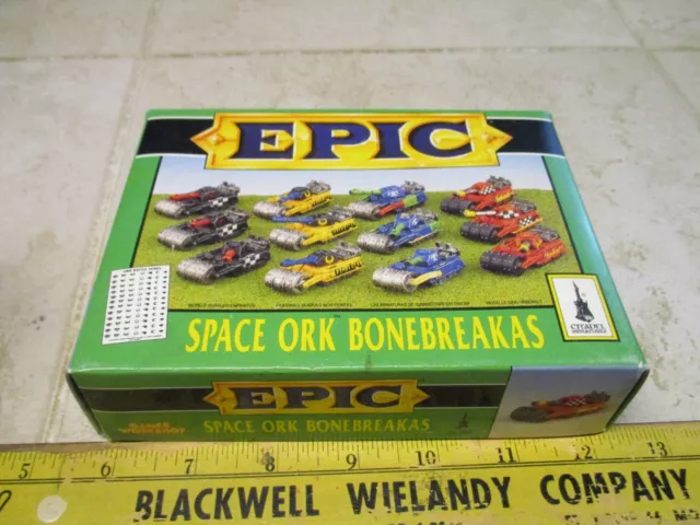 VTG Warhammer Epic 40k Space Ork Bonebreakas Box Set 1994 Miniatures