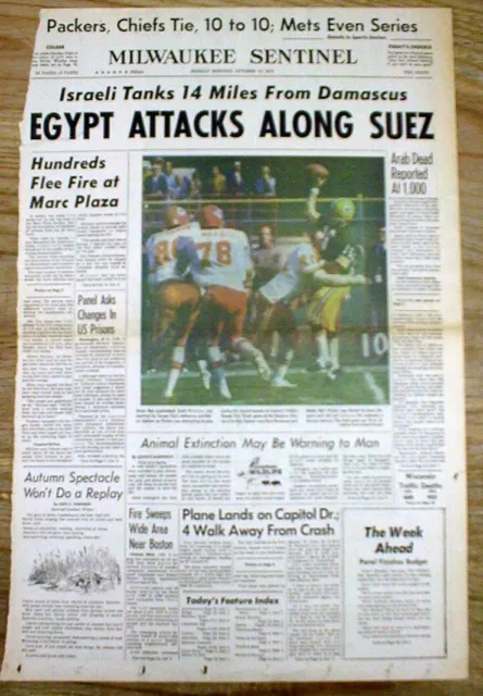 1973 newspaper YOM KIPPUR Arab-Israel War begins as EGYPT CROSSES THE SUEZ CANAL
