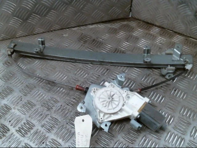 Interrupteur De Lève-vitre Avant Gauche Pour Nissan Micra 3 Phase 1 - Référence 25401AX600
