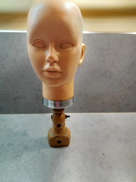 Mannequin De Couture Femme Réglable En Hauteur (126 à 161,8 Cm) - Mousse Haute Densité Avec Trépied En Bois