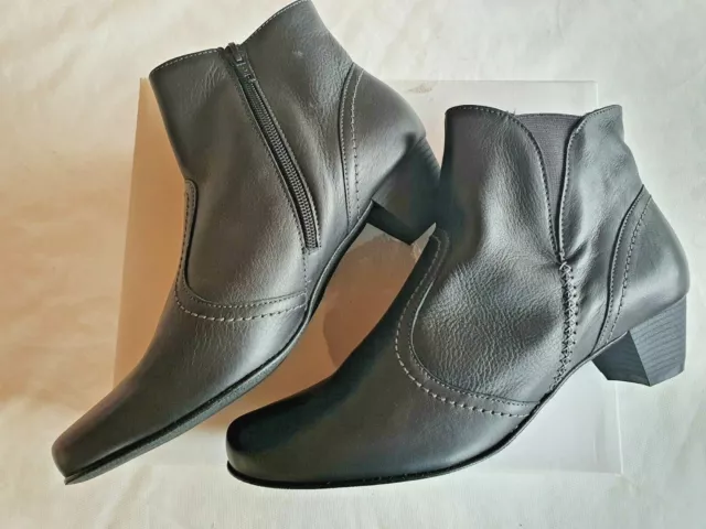 Bottines en cuir neuves Artika soft modèle Perfect noires taille 41 (pa)