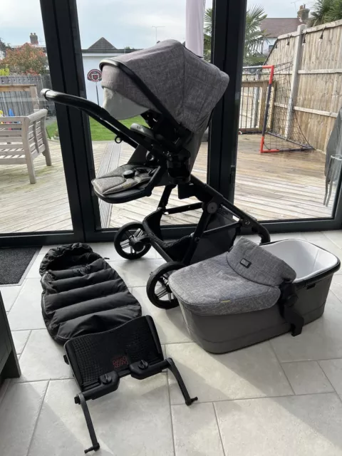 SILVER CROSS COAST Tandem Pushchair in Limestone with Accessories £250. ...