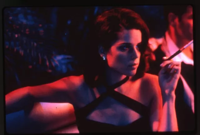 Neve Campbell 54 Smoking cigarette in Disco Close up Original 35mm Transparency