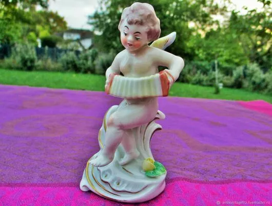 Figurine  sculpture ancienne Angelot porcelaine CAPODIMONTE CAPODIMONTE porcelai 2