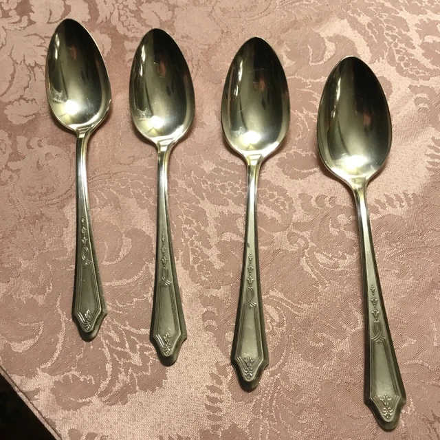 TUDOR PLATE ONEIDA Community DUCHESS c.1923 Place Spoons 4 Oval Soup Spoons EUC