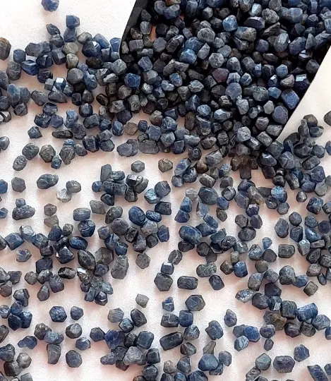 20 Pcs, 5-7 MM Natural Blue Sapphire Rough/Blue Sapphire Raw/RJS-169