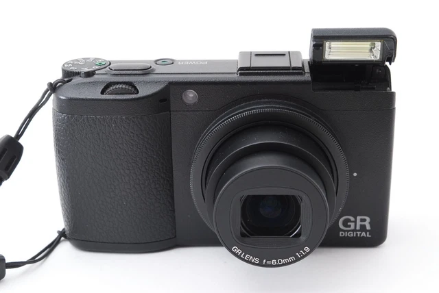 RICOH GR 10.0MP Digital III 3 Camera w/ battery Charger [Exc++] From Japan E640 8