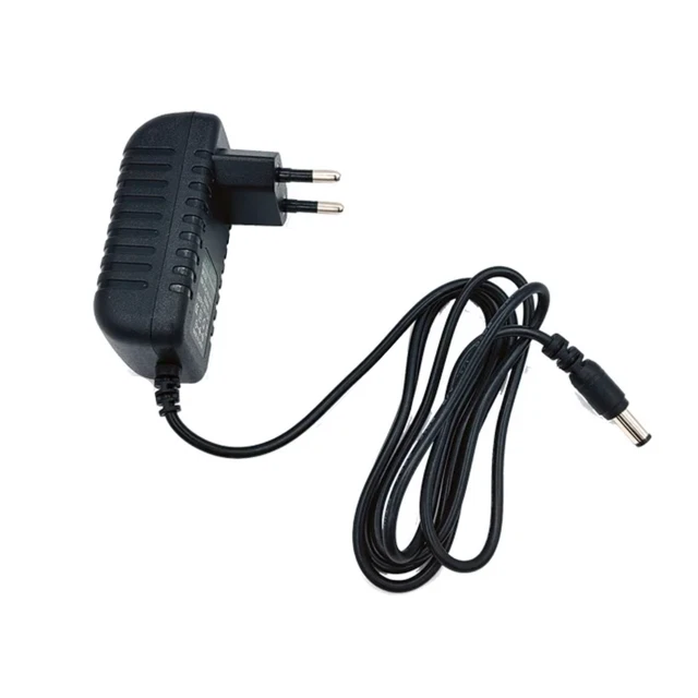 Adaptateur Chargeur 8.4v 1a Eu Plug Lampe Vélo Chargeur Secteur 8.4V 1A Pour Batterie Lampe De Vélo - Prise EU, Entrée 100-240V - Par Keenso