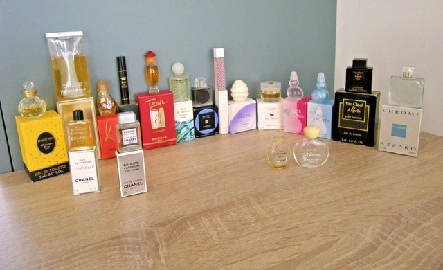 LOT DE 18 miniatures de parfums anciens de collection avec boites