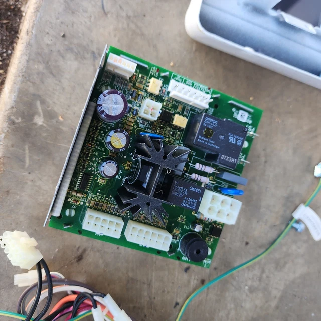 Speed Queen Dryer Control Board P/N 511867 Model # 7702163000 Rev B