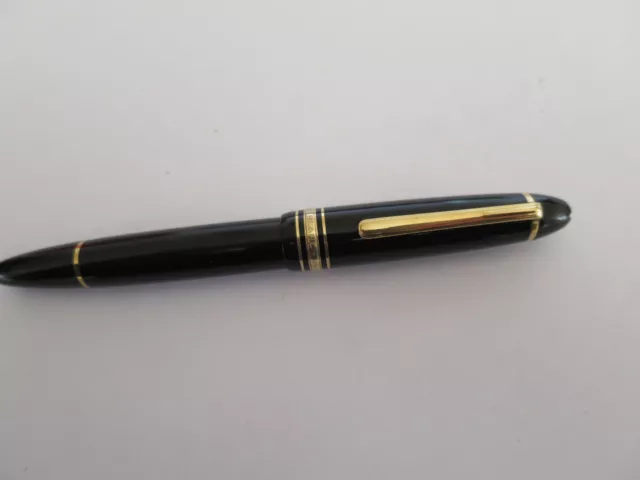 stylo plumee mont blanc meisterstuck N°146