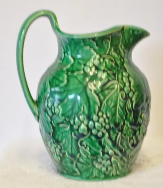 Wedgwood Etruria Barlaston Majolica Green Grape Leaf Jug