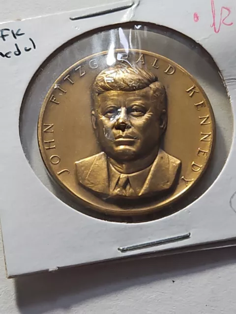 Vintage John F Kennedy Presidential 3D Art Medal, Medallic Art Co. Bronze Token