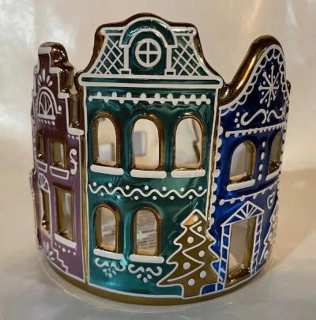 BATH & BODY Works Ceramic Gingerbread House Village 3 Wick 14.5 Oz