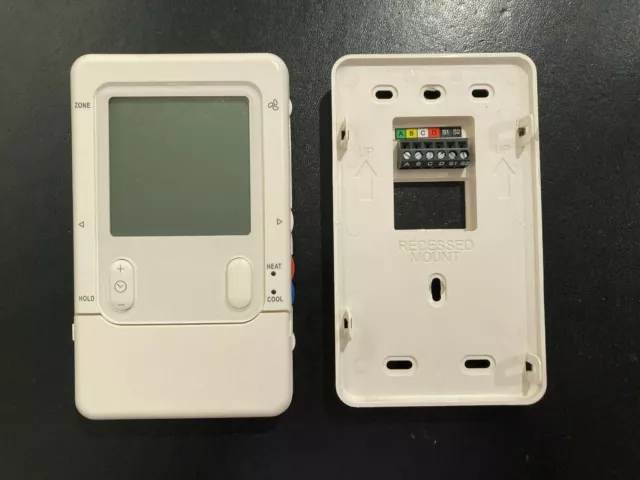 ~~Bryant Evolution~SYSTXBBUIZ01-B~Programmable Zone Digital Thermostat~~