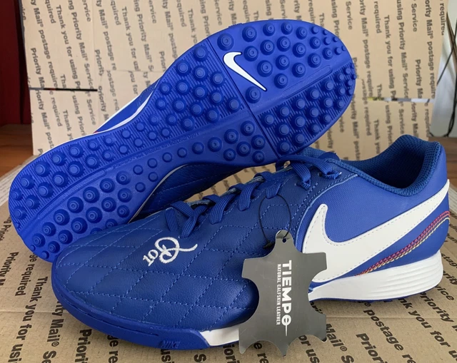 Ronaldinho tiempo turf top