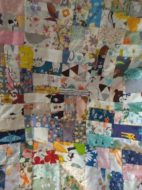 Top de edredón sin terminar Boho. Tela de chatarra. Tema de libro de cuentos. 40x26 Hecho con Amor  ️