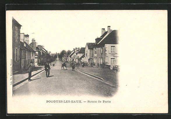 CPA Pougues-les-Eaux, Route de Paris