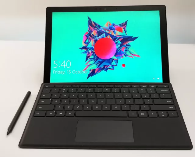 Microsoft Surface Pro 7 Black 10th gen i5-1035G4/256GB SSD/8GB RAM/Pen/KB/Wty