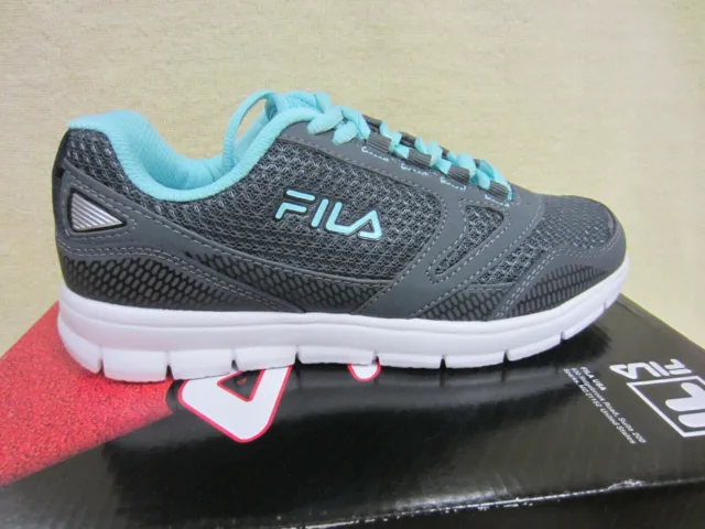 New Fila DIRECTION Womens Size 8.5 Running Shoes Gray 5SR20991-253