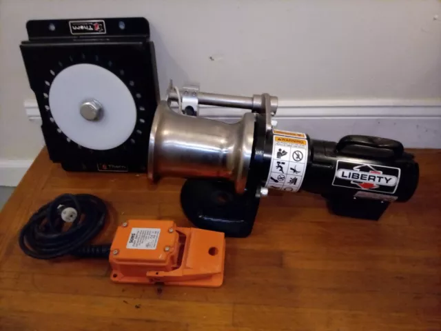 Thern Liberty 1,000 lb Capstan Winch with Swivel Mount but without Hitch Mount Thern Liberty 1,000 lb Capstan Winch with Swivel Mount but without Hitch Mount