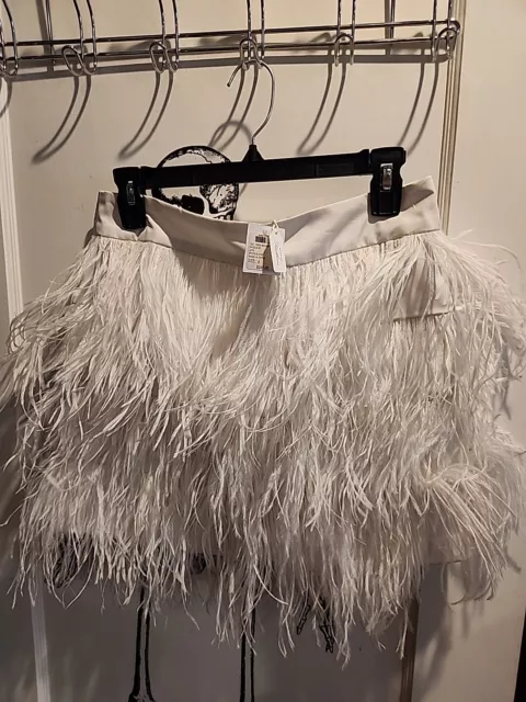 Club Monaco Size 6 White Zip Back Ostrich Feather Mini Skirt