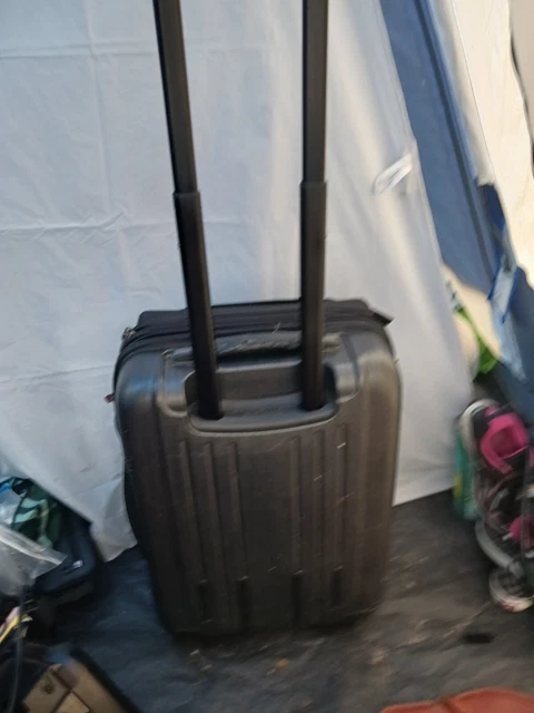 Kirkland Signature Black 22” Upright Expandable Carry On Suitcase Wheeled Used