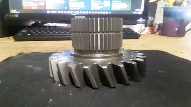 Newstar PTO input gear. S-10389 Fuller transmission