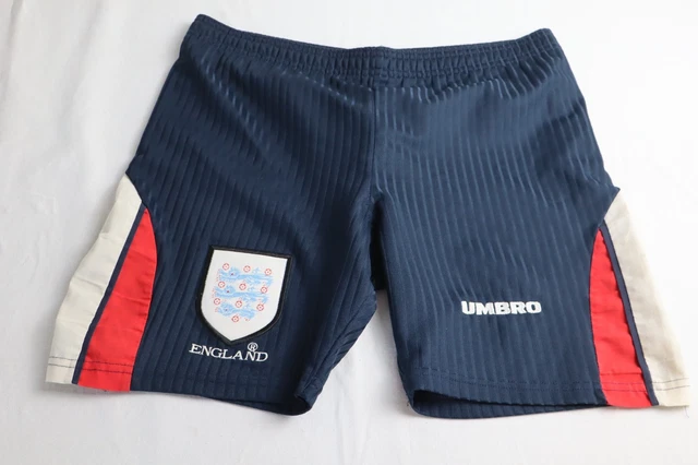Short De Football Umbro Vintage - Blanc Avec Monogramme - Taille L Homme - Occasion Bon état