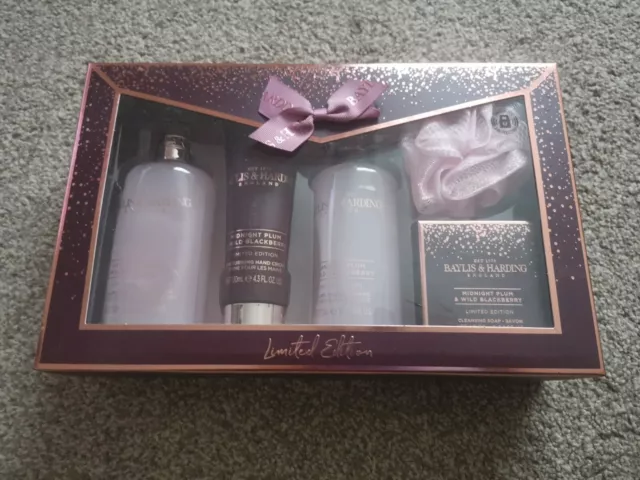 New Baylis & Harding Limited Edition Midnight Plum & Wild Blackberry Gift Set