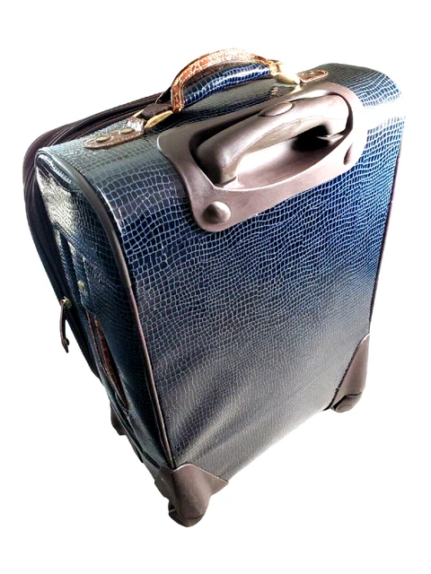 Samantha Brown Classic Navy Blue Croc 22" Spinner Wheeled Upright Luggage 2