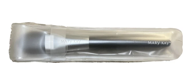 New in Protective Sleeve Mary Kay Black Cheek Color Blush Brush New In Sleeve