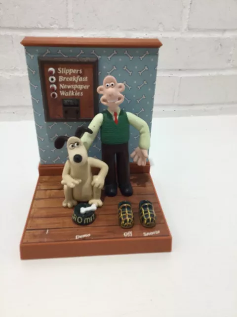 Wallace and Gromit alarm clock, working, incompleteness