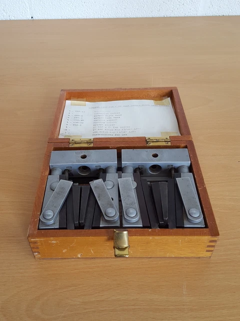 Pair of C 60 Deep Groove Quick Grip Chucks 1000kg Tensile Materials Testing Lab