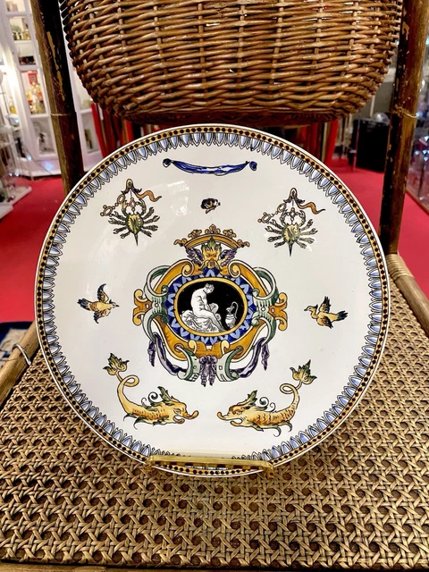 Plat Rond En Faïence De Gien - Motif Oiseau De Paradis - XXème Siècle - Diamètre 28 Cm