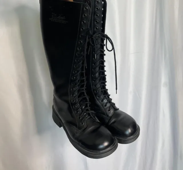 Dr Doc Martens Knee High Boots Womens 6 Leather 20 eye lace up