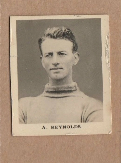 1922 DC Thomson / The Rover Footballers - A Reynolds, Fulham United