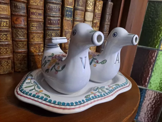 Recipientes antiguos con forma de pato de porcelana