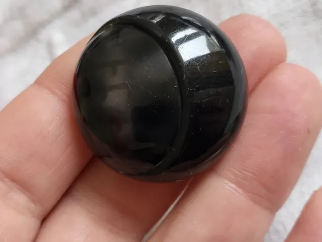 Joli bouton ancien en celluloïd noir reflet gris tigré gros 3,2 cm G19H