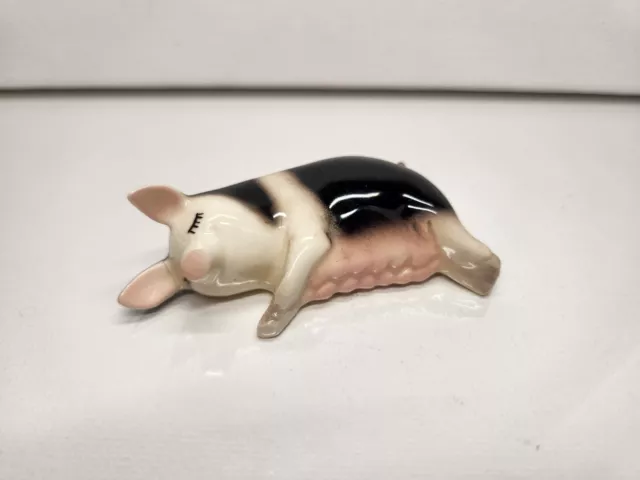 Hagen Renaker Miniature Mini Ceramic Black White Mama Sow Pig Sleeping Figurine