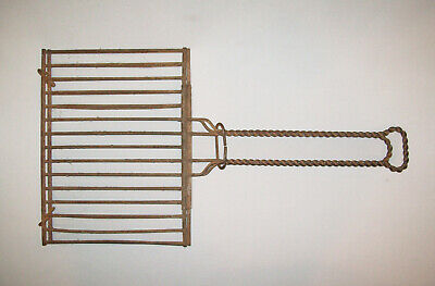 Old Antique Vtg 1900s Hand Held Twisted Wire Open Fire Hearth Grill Very Nice