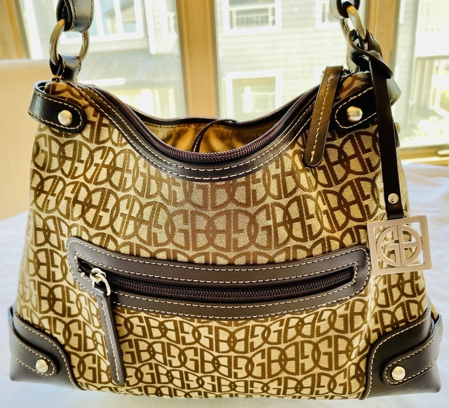 Vintage Giani Bernini Signature handbag with Attached Coin Purse & Charm Vintage Giani Bernini Signature handbag with Attached Coin Purse & Charm