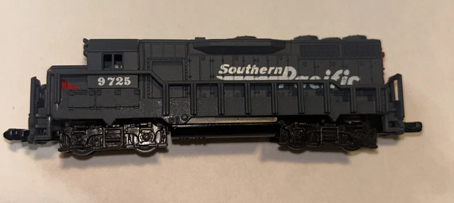 Southern Pacific Locomotive # 9725 Model Train No 418 High Speed W Box