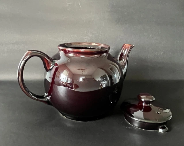 Large 40 oz. Vintage PSI Treacle Glaze Brown Betty Teapot Mirror glaze 6