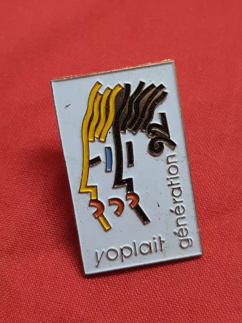 Pin's Pins Epingle Lapel Pin Vintage 4A Logo Yoplait Génération 92