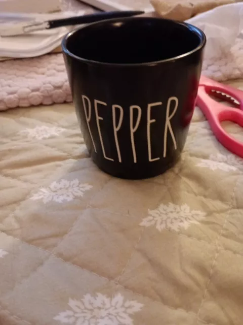 Rae Dunn Pepper Holder